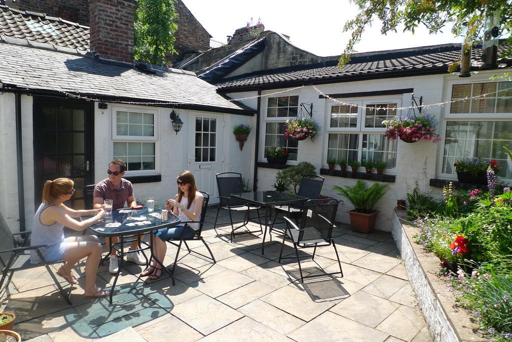 Courtyard Cottage Knaresborough Ngoại thất bức ảnh